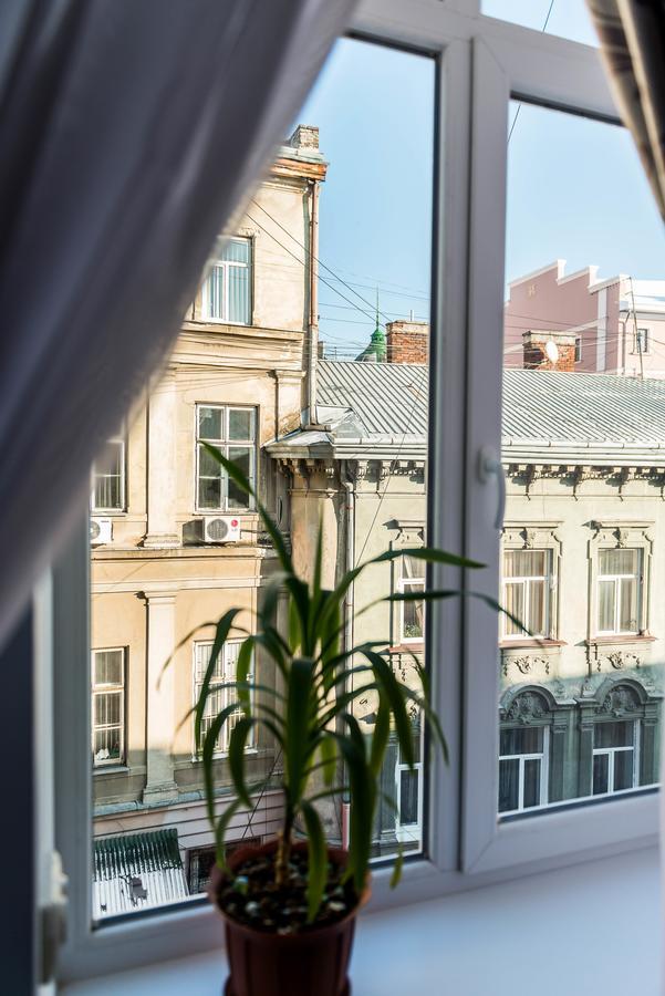 Mini Hotel Freedom Mercurius リヴィウ エクステリア 写真